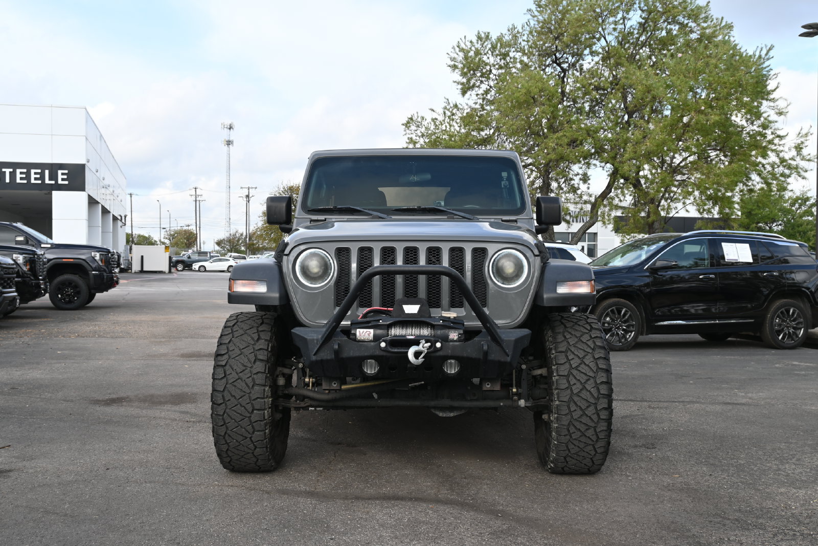 Used 2019 Jeep Wrangler Unlimited Sport S AWD/4WD image 2