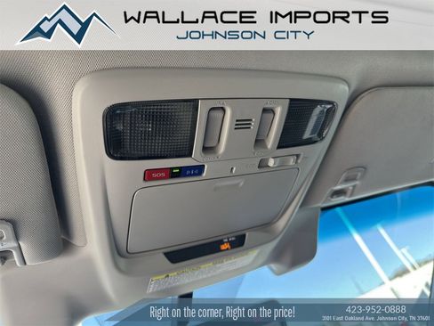 Used 2017 Subaru Outback 2.5i Touring image 16