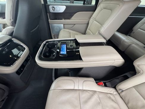 Used 2024 Lincoln Navigator L Reserve w/ Equipment Group 201A image 57