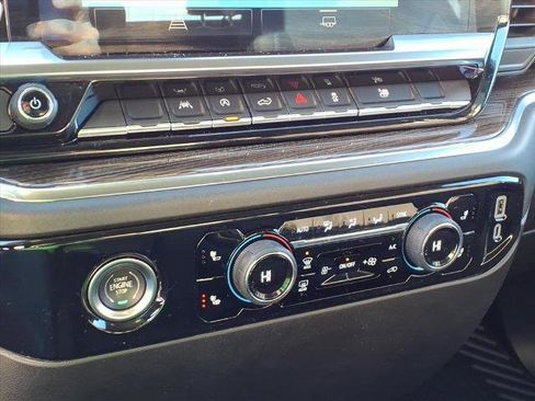 Used 2024 Chevrolet Silverado 1500 LT image 14