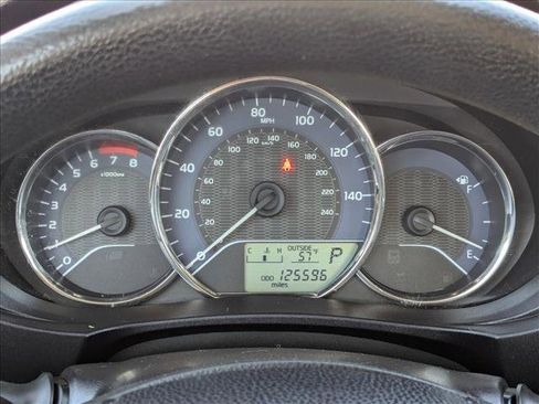 Used 2015 Toyota Corolla L image 11