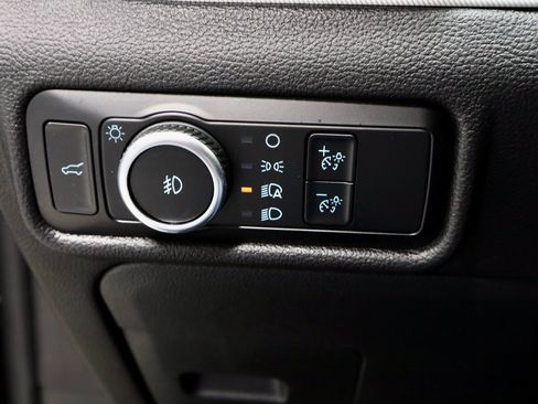 Certified 2023 Ford Explorer XLT w/ Equipment Group 202A image 29