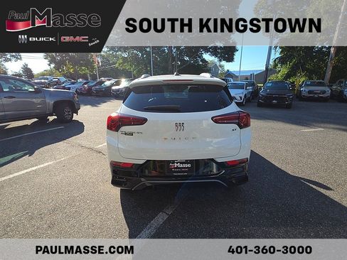Used 2024 Buick Encore GX Sport Touring w/ Comfort Package AWD/4WD image 6