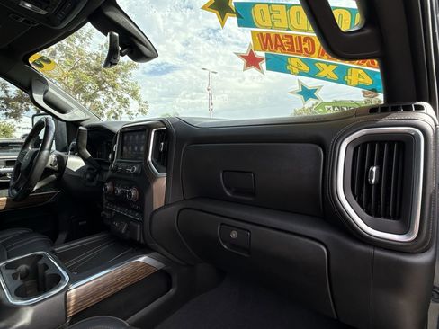 Used 2020 Chevrolet Silverado 2500 High Country w/ Z71 Off-Road Package image 29