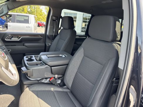 New 2025 GMC Sierra 2500 SLE w/ SLE Value Package; image 13