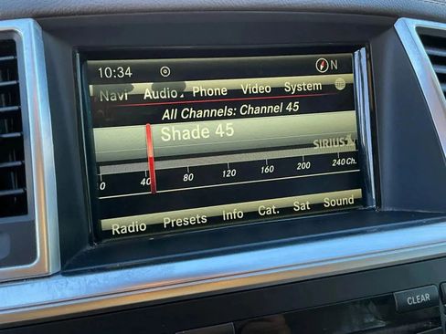 Used 2016 Mercedes-Benz GL 450 4MATIC image 29