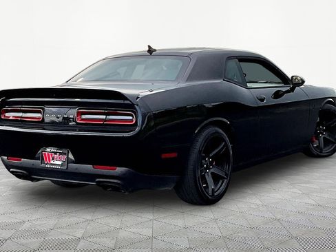 Used 2020 Dodge Challenger SRT Hellcat Redeye RWD image 6