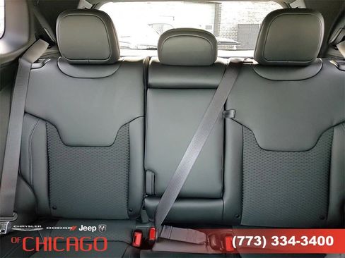 Certified 2025 Jeep Compass Latitude w/ Altitude Special Edition image 25