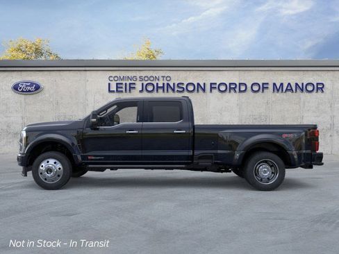 New 2026 Ford F450 Platinum image 3
