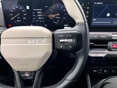 Used 2025 Kia K4 GT-Line w/ GT-Line Sunroof Package FWD image 22