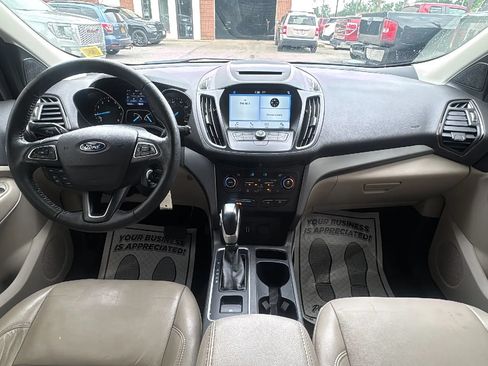 Used 2018 Ford Escape SEL AWD/4WD image 17