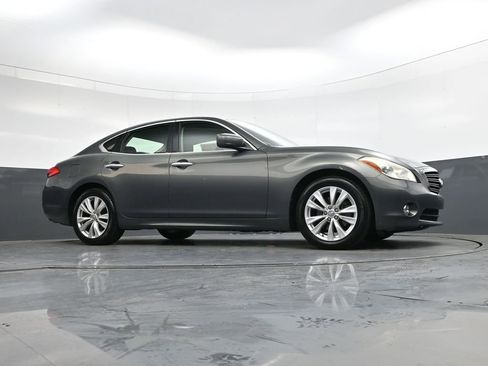 Used 2011 INFINITI M37 w/ Premium Pkg image 36