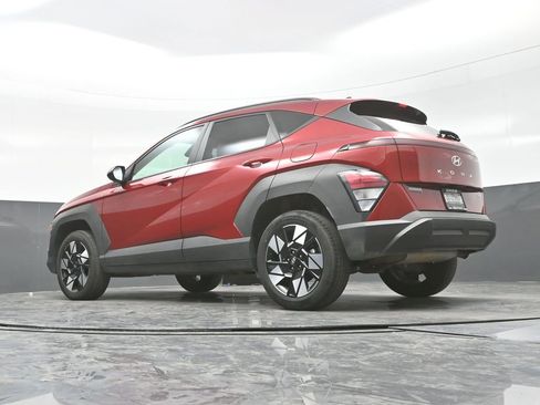 Used 2025 Hyundai Kona SEL AWD/4WD image 35