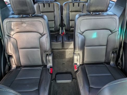 Certified 2017 Ford Explorer Limited w/ Equipment Group 303A image 13