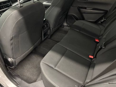 Used 2024 Nissan Rogue S FWD image 10