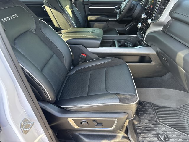 Used 2025 RAM 1500 Laramie w/ Sport Appearance Package AWD/4WD image 14