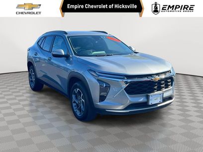 Used 2024 Chevrolet Trax LT w/ Driver Confidence Package
