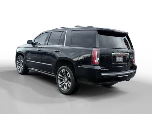 Used 2018 GMC Yukon Denali w/ Denali Ultimate Package image 3