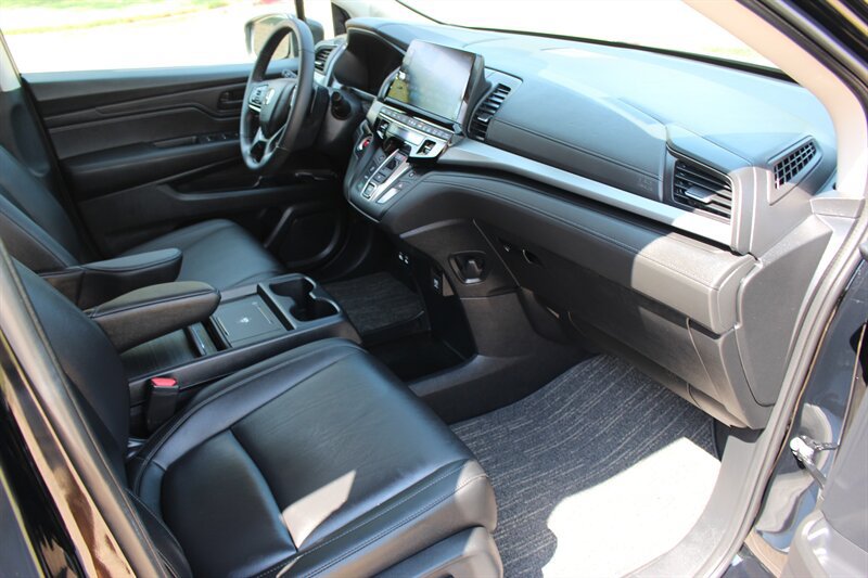 Used 2026 Honda Odyssey EX-L image 17