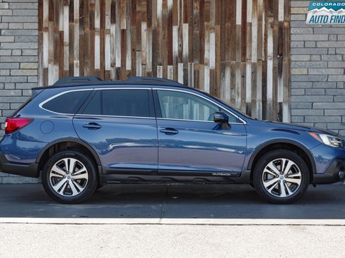 Used 2019 Subaru Outback 2.5i Limited AWD/4WD image 8