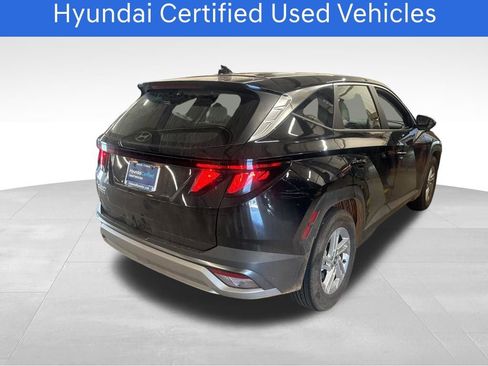 Certified 2025 Hyundai Tucson SE FWD image 3