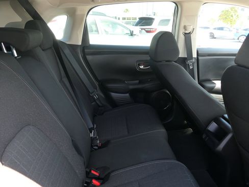 Used 2024 Honda HR-V LX image 22