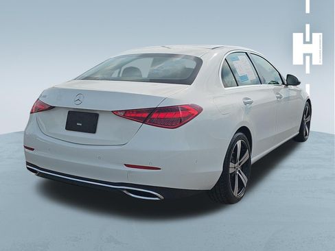 Used 2023 Mercedes-Benz C 300 Sedan image 4