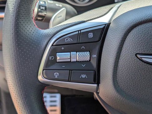 Used 2024 Genesis G70 3.3T Advanced image 23