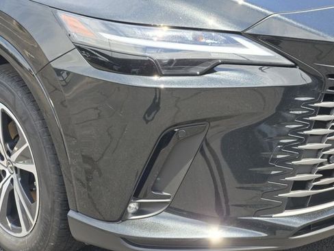 Certified 2025 Lexus RX 350 Premium w/ Accessory Package (Z1) FWD image 9