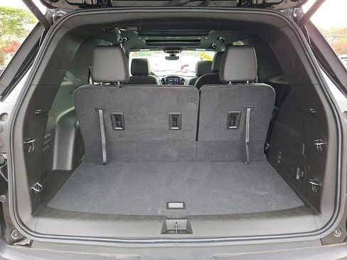 Certified 2023 Chevrolet Traverse RS image 31