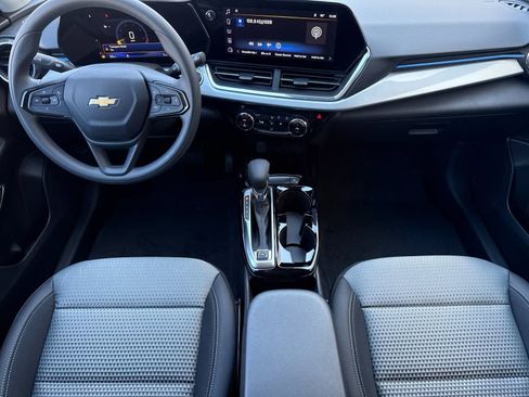 New 2026 Chevrolet Trax LT FWD image 3