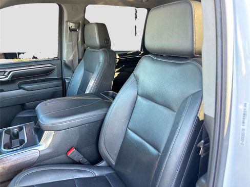 Used 2024 Chevrolet Silverado 2500 LTZ w/ LTZ Plus Package image 21