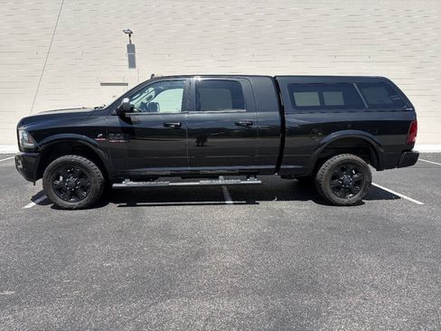 Used 2018 RAM 2500 Laramie w/ Sport Appearance Group AWD/4WD image 13