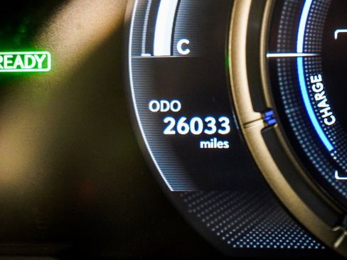 Used 2023 Lexus UX 250h F Sport image 31