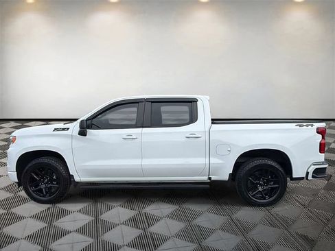 Used 2024 Chevrolet Silverado 1500 RST w/ Z71 Off-Road Package AWD/4WD image 8