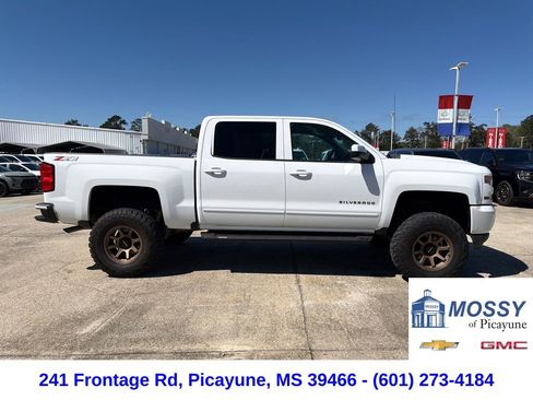 Used 2018 Chevrolet Silverado 1500 LT image 7