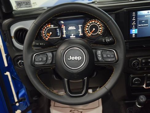 Used 2024 Jeep Gladiator Sport image 35