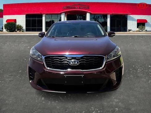 Used 2019 Kia Sorento FWD V6 image 6
