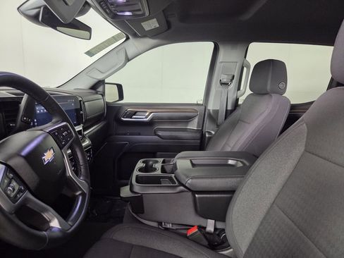 Used 2024 Chevrolet Silverado 1500 LT image 14