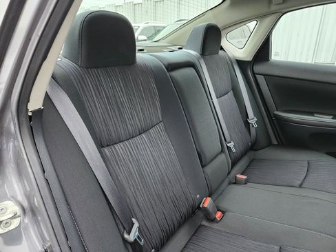 Used 2019 Nissan Sentra SV w/ Special Edition Package image 16