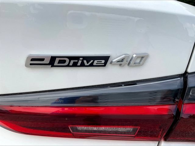 Used 2023 BMW i4 eDrive40 w/ Premium Package RWD image 26