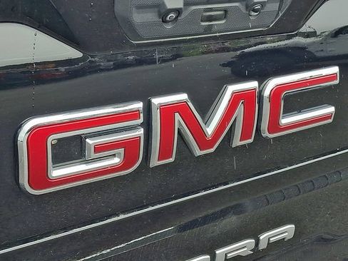 Used 2024 GMC Sierra 1500 SLT AWD/4WD image 29
