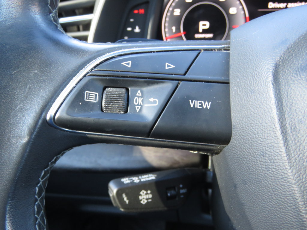 Used 2021 Audi Q8 Premium Plus AWD/4WD image 22