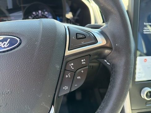 Used 2021 Ford Edge SEL w/ Convenience Package image 13