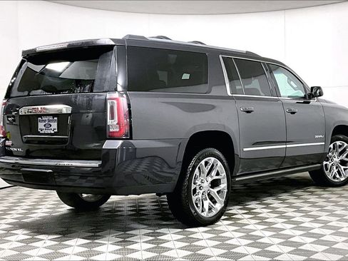 Used 2018 GMC Yukon XL Denali w/ Open Road Package image 12