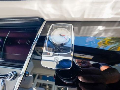 Used 2018 Rolls-Royce Dawn image 85