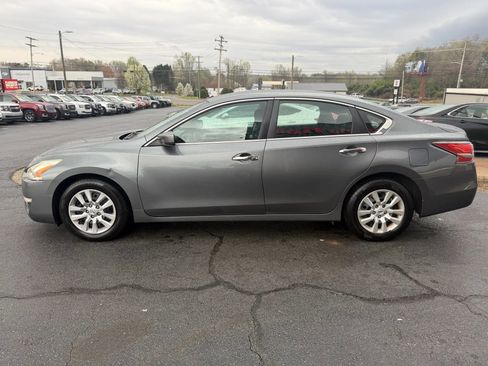 Used 2014 Nissan Altima 2.5 S FWD image 4