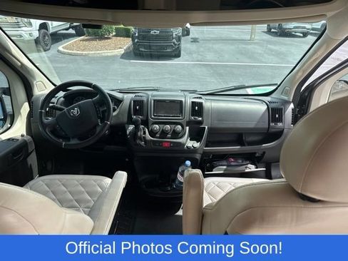 Used 2021 RAM ProMaster 3500 w/ Convenience Group FWD image 4