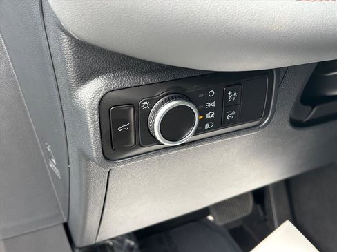 New 2026 Ford Explorer Active image 7