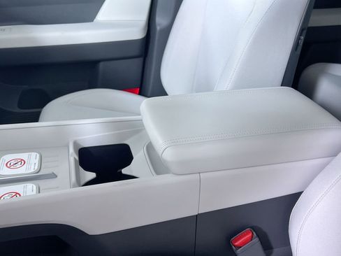 New 2026 Hyundai Santa Fe SE image 22